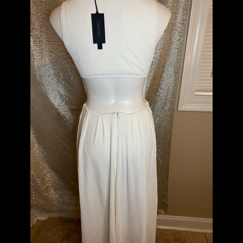 NWT-MAXI DRESS